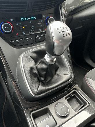 Ford Kuga 1.5 EcoBoost ST Line picture 21