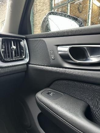 Volvo V-60 2.0 D3 Momentum pro picture 13