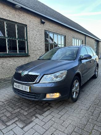Avarii autoturisme Skoda Octavia Combi 1.2 TSI Elegance Business Line 2012/1
