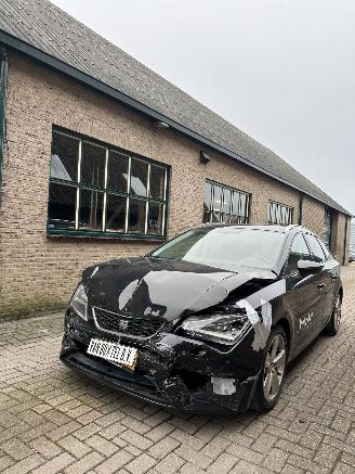 krockskadad bil auto Seat Leon ST 1.4 EcoTSI FR Connect 2016/9