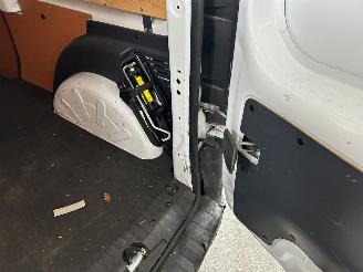 Renault Kangoo Z.E. Maxi picture 22