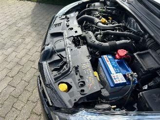 Renault Clio 0.9 TCe Limited picture 14