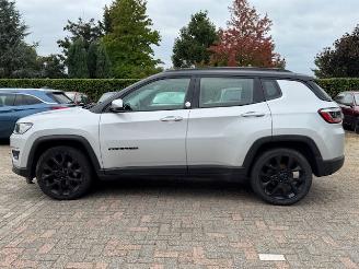 Jeep Compass 1.3 NIGHT EAGLE LIBERTY EDITION. ( versnellingsbak kapot ) picture 2