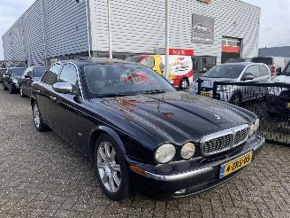 Jaguar Xj-8 2.7D V6 Sovereign picture 2