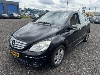 krockskadad bil auto Mercedes B-klasse B-klasse 200 2006/6