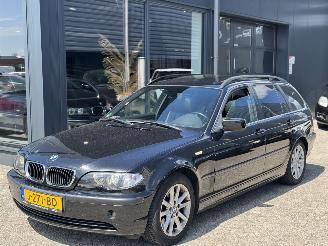 skadebil auto BMW 3-serie 320 i Automaat 3-serie touring 2004/10