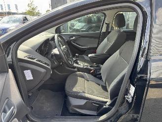 Ford Focus 1.0 Ecoboost Trend! picture 13