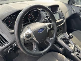 Ford Focus 1.0 Ecoboost Trend! picture 8