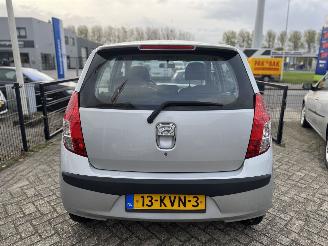 Hyundai I-10 1.1 active cool picture 4