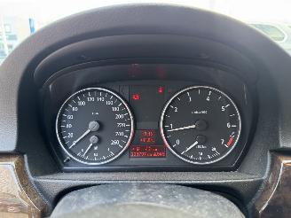 BMW 3-serie 320i High Executive picture 12