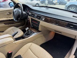 BMW 3-serie 320i High Executive picture 22