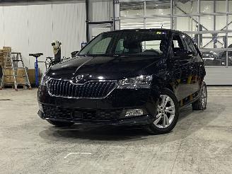 damaged passenger cars Skoda Fabia Ambition 2019/12