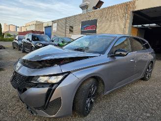 Voiture accidenté Peugeot 308 Allure Automaat Virtual Keyless Camera Navi Led 96KW / 131PK 2023/12