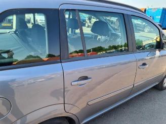 Opel Zafira Zafira (M75), MPV, 2005 / 2015 2.2 16V Direct Ecotec picture 13