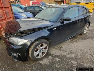 Coche siniestrado BMW 1-serie 1 serie (E81), Hatchback 3-drs, 2006 / 2012 116i 1.6 16V 2010/3