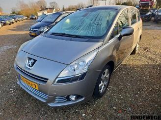 demontáž osobní automobily Peugeot 5008 5008 I (0A/0E), MPV, 2009 / 2017 1.6 VTI 16V 2011/6