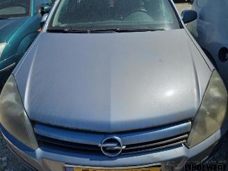 Opel Astra Astra H (L48), Hatchback 5-drs, 2004 / 2014 1.6 16V Twinport picture 13