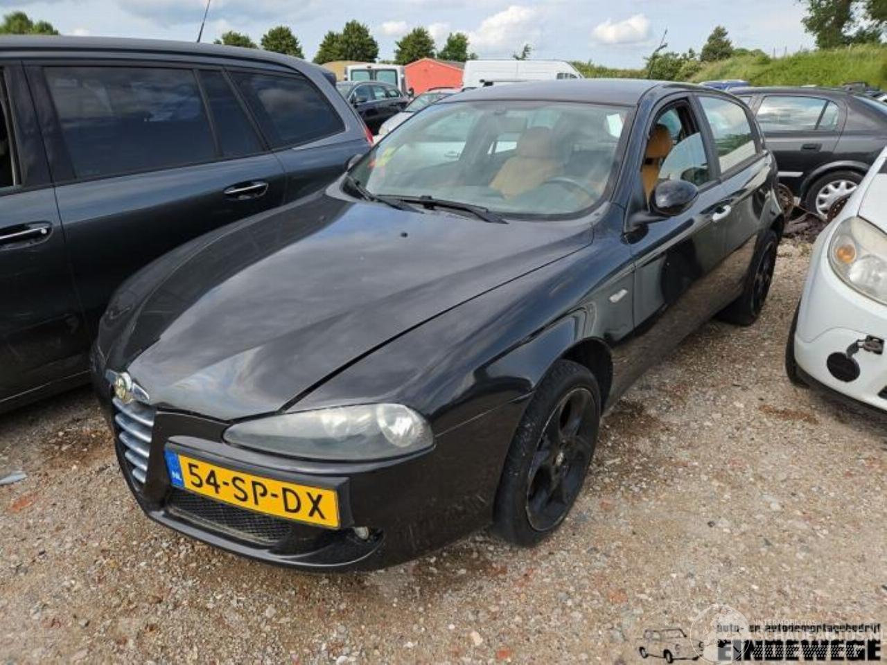 Alfa Romeo 147 147 (937), Hatchback, 2000 / 2010 1.6 Twin Spark 16V