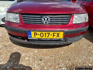 Volkswagen Passat Passat (3B2), Sedan, 1996 / 2000 2.3 VR5 picture 17