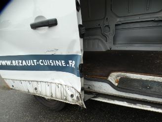 Renault Trafic TRAFIC 3 COURT PHASE 1 - 1.6 DCI - 16V TURBO picture 12