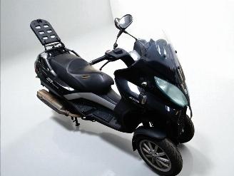Unfall Kfz Roller Piaggio  500MP3 2014/3