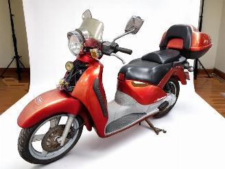 Aprilia  SCARABEO picture 11