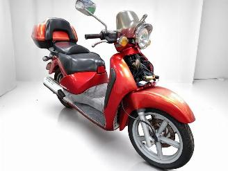 Aprilia  SCARABEO picture 4