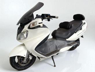 Suzuki  650 BURGMAN picture 4