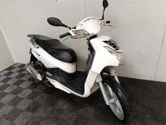 Unfall Kfz Roller Peugeot  125 LX 2010/10