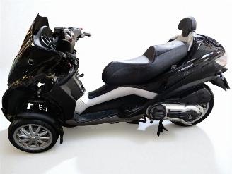 Piaggio  MP3 picture 2