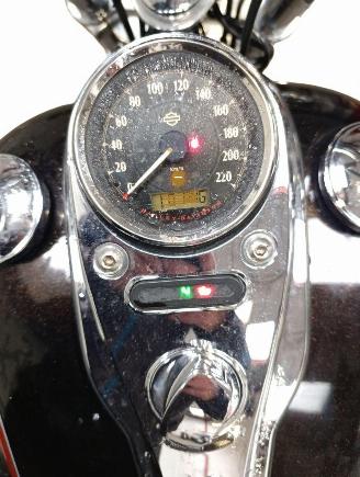 Harley-Davidson Dyna Wide Glide  picture 24
