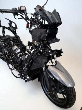 Yamaha  XMAX picture 11