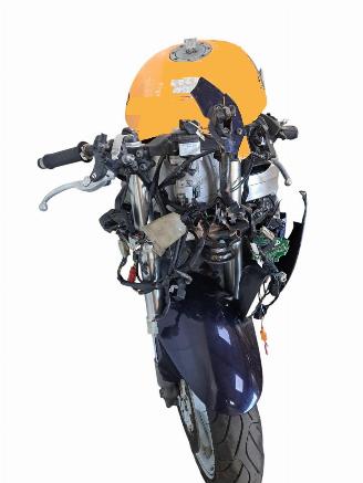 Honda CBR 900 RR picture 17