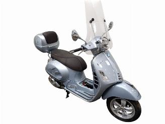 damaged scooters Piaggio  GTS VESPA 2022/5