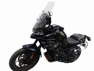 CFMoto  MT picture 4