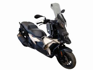 krockskadad bil motor BMW C 400 X  2019/6
