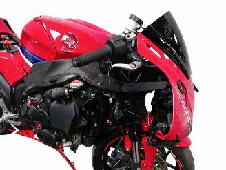 Honda CBR 600 RR picture 17