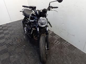 Kawasaki Z 650 RS picture 2