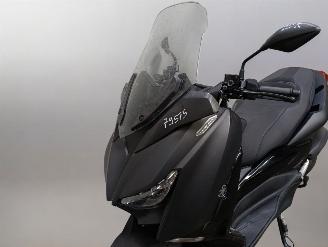 Yamaha Xmax  picture 4