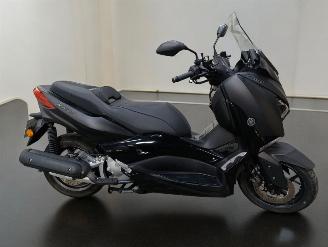 Schade scooter Yamaha Xmax  2021/4