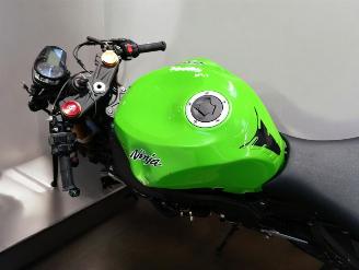 Kawasaki Ninja ZX 6R  picture 2