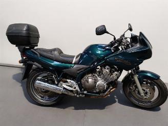 Vaurioauto  motor cycles Yamaha XJ 600 DIVERSION 1999/1