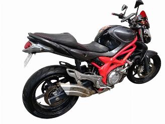 Suzuki Gladius 650 SFV picture 6