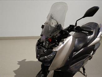 Yamaha Xmax  picture 16