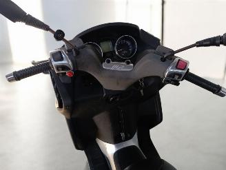 Piaggio  MP3 picture 4