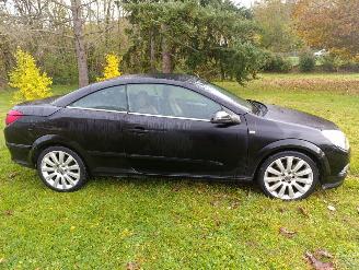 bruktbiler auto Opel Astra H TWINTOP CABRIOLET 1.9 CDTI- 16V TURBO 2007/2