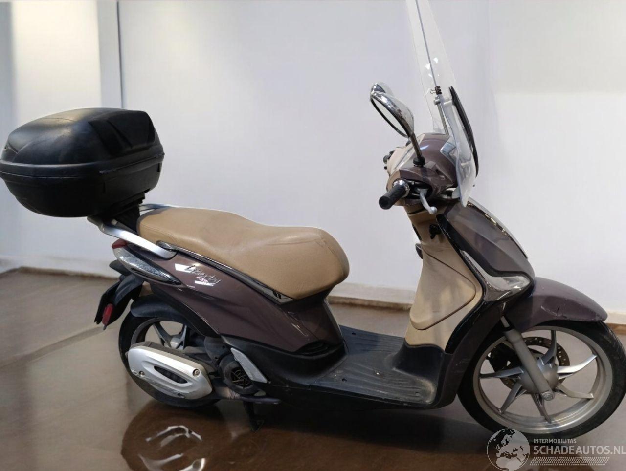 Piaggio  LIBERTY S