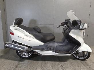 Avarii scootere Suzuki  BURGMAN 2012/9