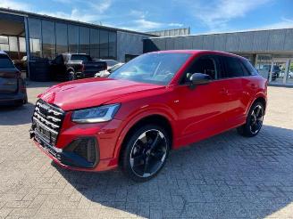 Vrakbiler auto Audi Q2 35 TFSI S tronic S line * KAM - AHK - NAV * 2023/4