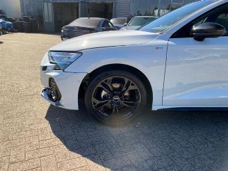 Audi A3 Limousine 30 TFSI S line *PANO - NAVI - KAM* picture 15